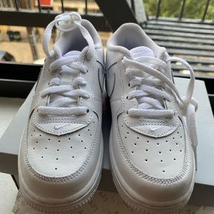 Brand new toddler Air Force 1s sz 10c